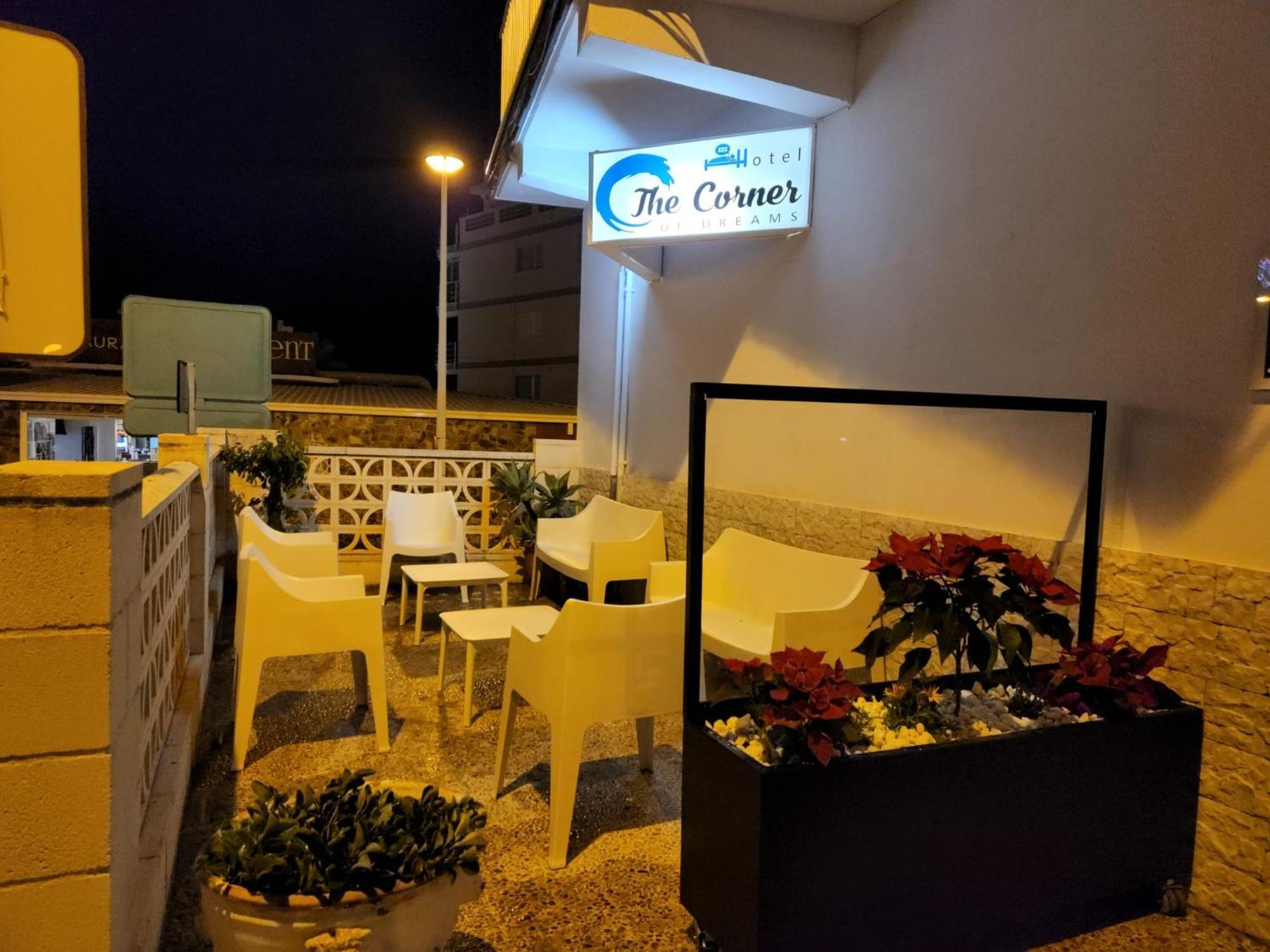 The Corner Of Dreams Otel Faro de Cullera Dış mekan fotoğraf